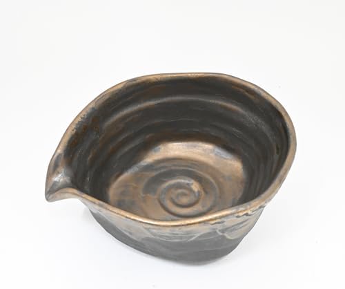 Urban Tokyo Meisen Pottery Handmade Ceramic Matcha Bowl with Pouring Spout, Japanese Minoyaki Pottery, Tea Ceremony Whisking, 18oz, Made in Japan (Mangantataki (Copper Black)) - Image 2