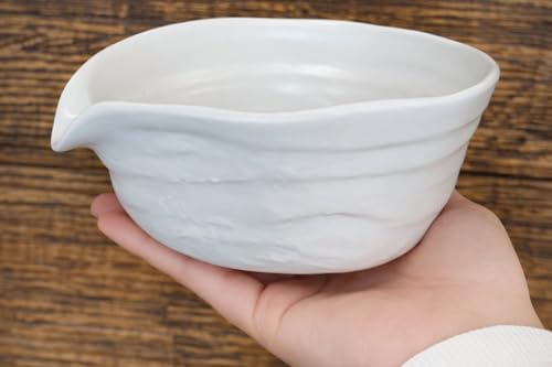Urban Tokyo Meisen Pottery Handmade Ceramic Matcha Bowl with Pouring Spout, Japanese Minoyaki Pottery, Tea Ceremony Whisking, 18oz, Made in Japan (Shiro Matto (White Matte)) - Image 3