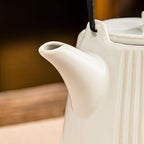 Yundu Ceramic Teapots for Tea, 1000ml/33.8oz Tea Pot with Infusers for Loose Tea, Striped Tea Pot with Removable Tea Infuser - Reactive White - Image 3