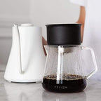Fellow Hand-Blown Glass Coffee Carafe, 16.9 oz Pour Over Server - Image 5