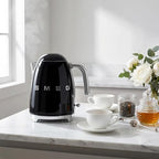 SMEG 50's Retro Style Electric Water Kettle with Automatic Shutoff, Removable Base, and Water Indicator, KLF03BLUS, Black - Image 2