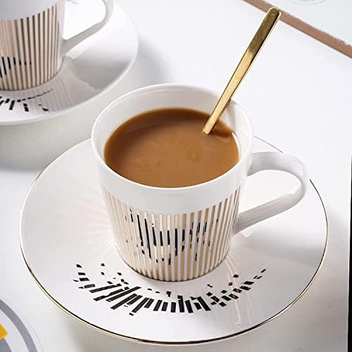 Moving Reflection Creative Coffee Cup Mirror Reflection Coffee Mug Coffee Handmade Mug Tea Ceramic Cup Shadow Mirror Saucers Coffee Mug (Color : Horse) by Unknown