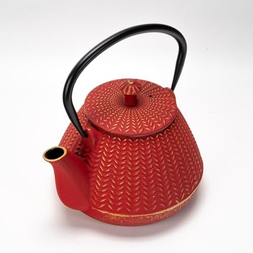 Urban Tokyo 32 fl oz Cast Iron Teapot Japanese Style Red Tetsubin Tea Kettle with Chevron Pattern, Stainless Steel Infuser, Stovetop Safe, Red with Gold Accents, Excellent Heat Retention - Image 5