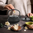 Vintage Cast Iron Teapot 0.3l Black Xmas, Retro Home Brewing - Image 3