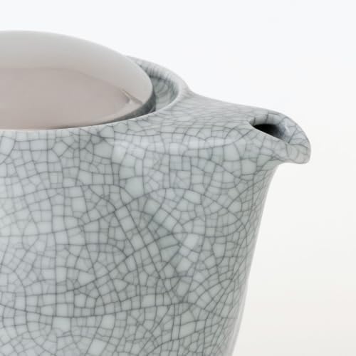 ZERO JAPAN Crackle Glaze Ceramic Teapot, Japanese Teapot with Stainless Steel Lid and Removable Infuser, Made in Mino Japan, 19.6 oz, Crackle Blue - Image 2