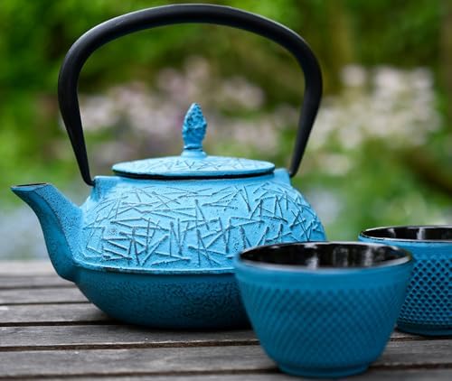 Zen Minded Traditional Japanese Cast Iron Tetsubin Stovetop Teakettle Teapot with Stainless-steel Mesh Loose-leaf Filter for Green Tea & Infusions 800ml Pine Pattern - Blue - Image 7