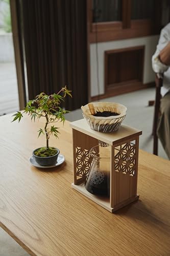 HARIO Drip Stand Set, Asanoha pattern (Hemp Leaves), Practical Capacity, 20.3 fl oz (600 ml), V60 Dripper Server, Includes 40 Dedicated Papers, For 1-4 People (Natural) - Image 3