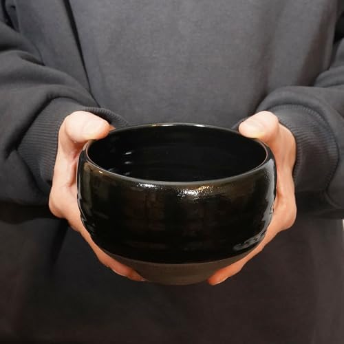 Kyoto Kiyomizu-yaki Earthenware Matcha Bowl - Rokuro Suji – 20.2 fl oz Charming Form, Lead-Free, Gift Box Included - Ideal for Tea and Café au Lait Made in Japan (Black) - Image 5