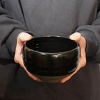 Kyoto Kiyomizu-yaki Earthenware Matcha Bowl - Rokuro Suji – 20.2 fl oz Charming Form, Lead-Free, Gift Box Included - Ideal for Tea and Café au Lait Made in Japan (Black) - Image 5