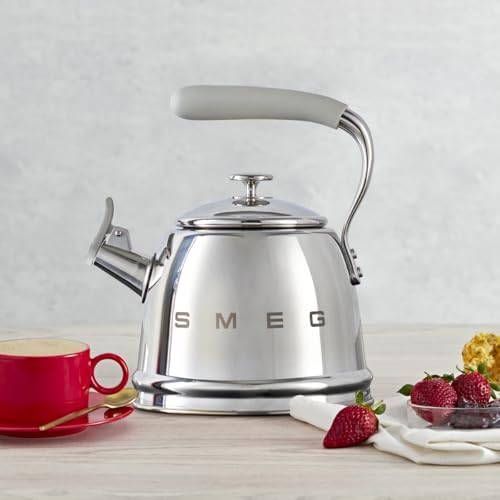 SMEG Stovetop Whistling Kettle – 50s Retro Style, 2.3 Liter (10 Cup / 2.4 Quart) Stainless Steel Tea Kettle with Iconic Design & Whistle – Premium Kitchen Statement Piece (Silver) - Image 6