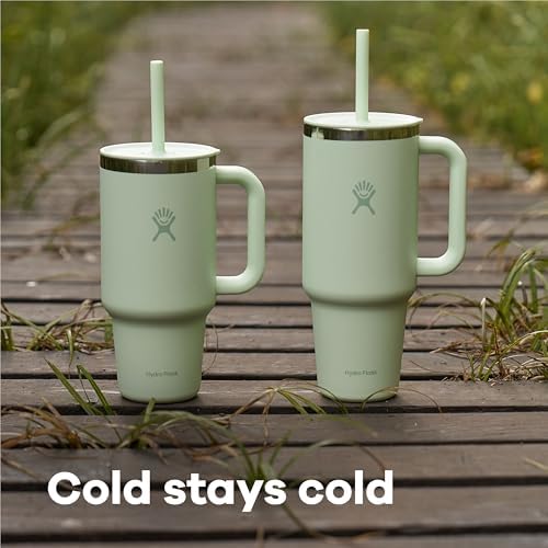 Hydro Flask 32 Oz Travel Tumbler with Handle, Lid and Straw - Insulated Stainless Steel in 32 Oz Oat Tan - Image 6