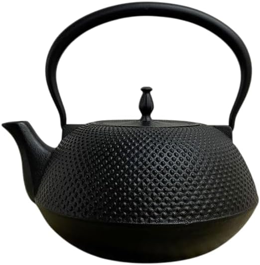 Japanese Cast Iron Tea Kettle – 1.5L Nambu Tetsubin with Arare Pattern by Unknown