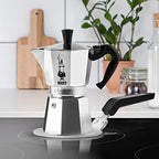 Bialetti Venus 4-Cup Espresso Maker and Induction Plate - Image 7