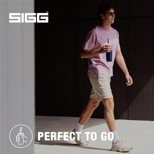 SIGG - Insulated Mug - Travel Mug Helia - With Durable Glass Straw & Cleaning Brush - Leakproof - BPA Free - 18/8 Stainless Steel - 15oz/20oz - Image 4