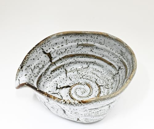 Urban Tokyo Meisen Pottery Handmade Ceramic Matcha Bowl with Pouring Spout, Japanese Minoyaki Pottery, Tea Ceremony Whisking, 18oz, Made in Japan (Yuzu Shiro (White Brown)) - Image 2