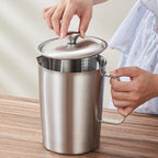 Stainless Steel Pitcher with Lid, Metal Measuring Cup with Handle, 2l Milk Frothing Jug for Espresso Machines, Latte Art, Iced Tea, Hot/Cold Water - Image 2