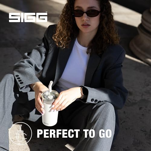 SIGG - Insulated Mug - Travel Mug Helia - With Durable Glass Straw & Cleaning Brush - Leakproof - BPA Free - 18/8 Stainless Steel - 15oz/20oz - Image 3