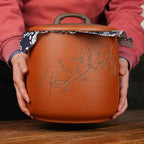 Yixing Clay Anti-Caking Storage Jar 8L, 15Lb Rice Canister with Lid - Image 3