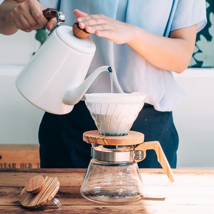 Hario V60 Olive Wood Coffee Server, 400ml - Image 3