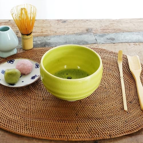 Kyoto Kiyomizu-yaki Earthenware Matcha Bowl - Rokuro Suji – 20.2 fl oz Charming Form, Lead-Free, Gift Box Included - Ideal for Tea and Café au Lait Made in Japan (Yellow Green) - Image 6