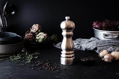 Peugeot Paris Chef Pepper Mill, u'Select, 7 in, Stainless Steel - Image 2