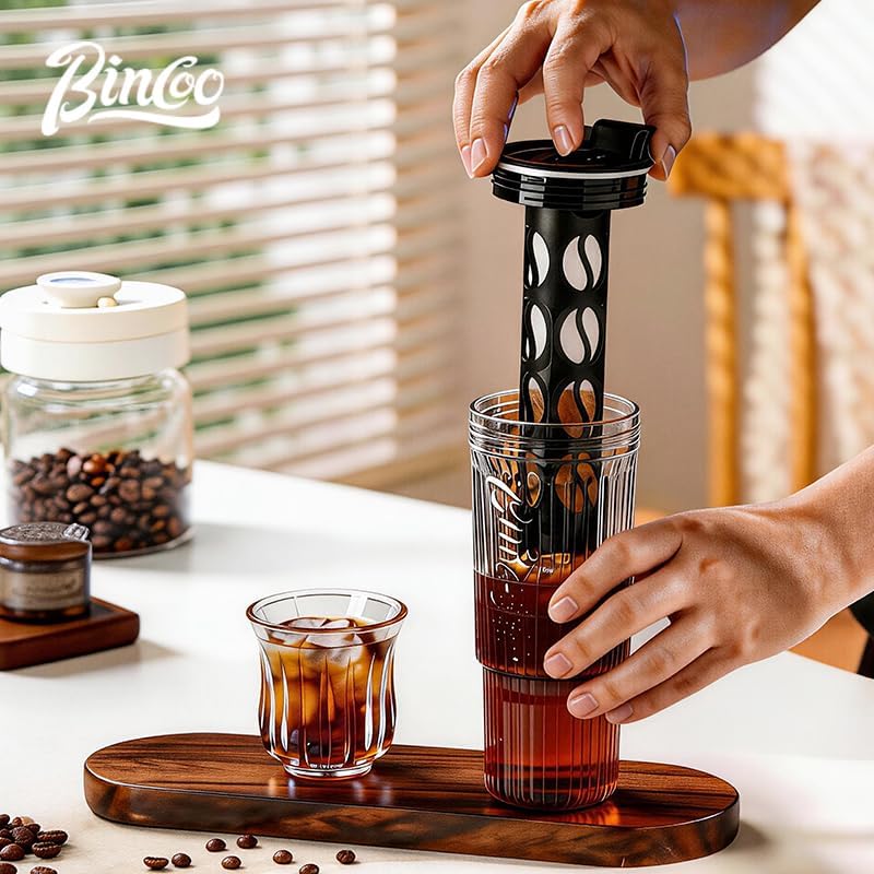 Bincoo Cold Brew Coffee Maker, Premium High Borosilicate Glass Cold Brew Cup, 400 Mesh Filter & Independent Coffee Channel, 600ml, Black/White (Black) - Image 5
